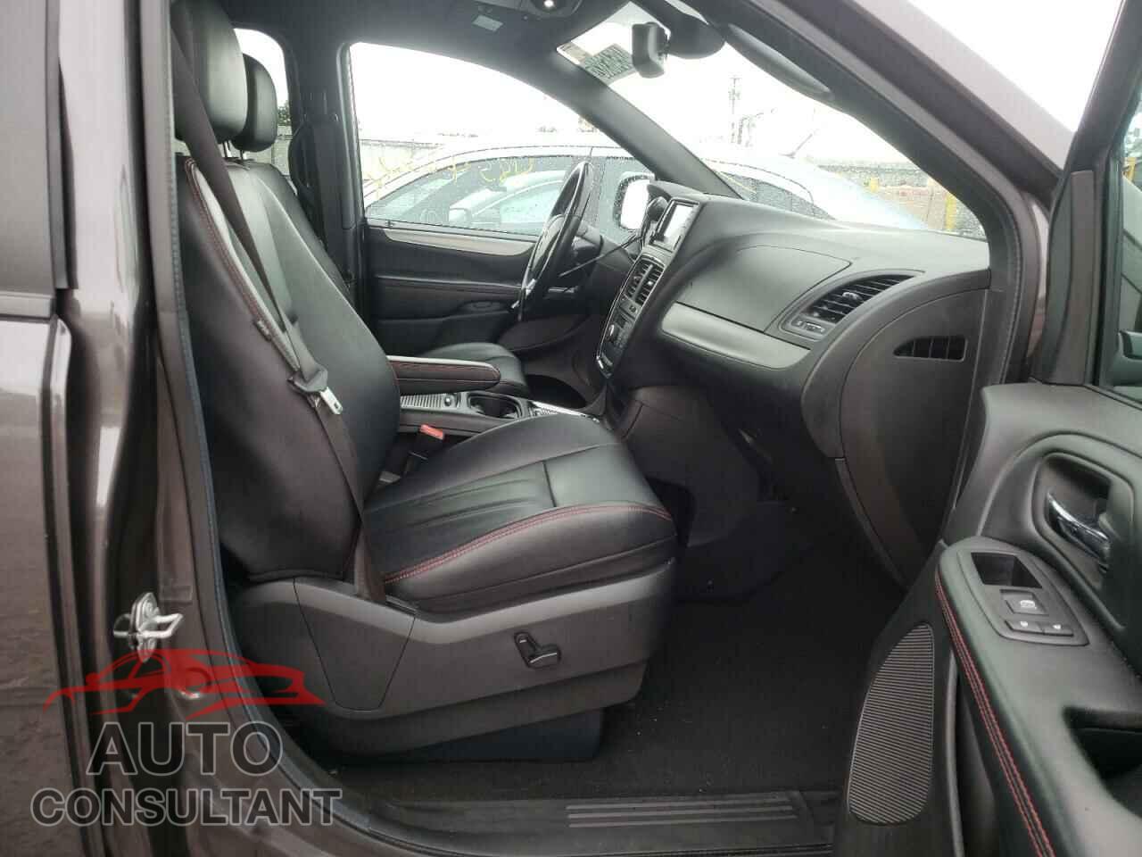 DODGE GRAND CARA 2019 - 2C4RDGEG8KR769476