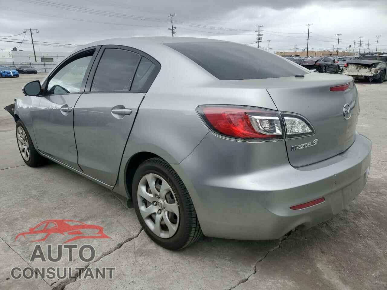 MAZDA 3 2013 - JM1BL1UP2D1848037