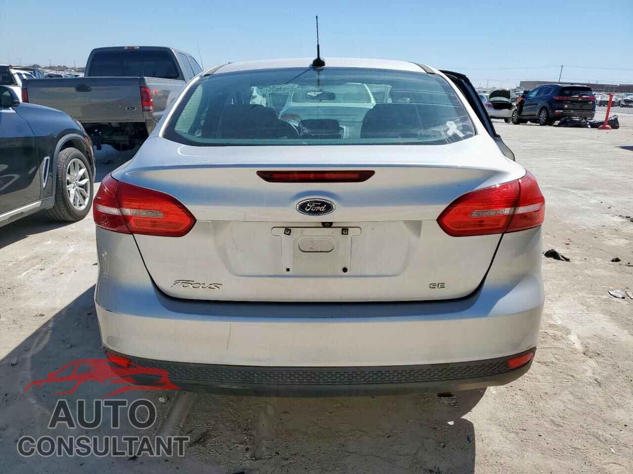 FORD FOCUS 2016 - 1FADP3F20GL285367