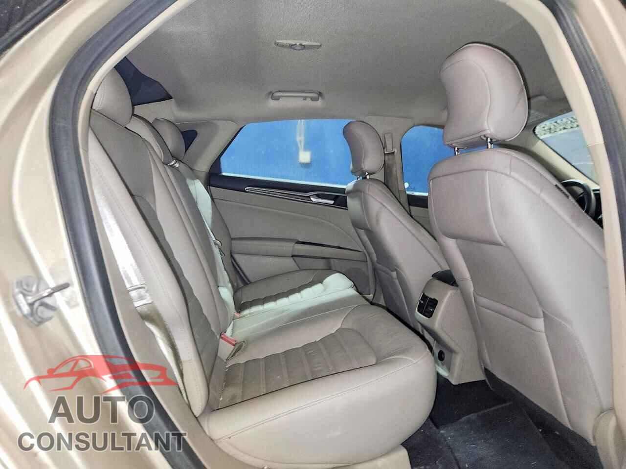 FORD FUSION 2017 - 3FA6P0HD9HR214595