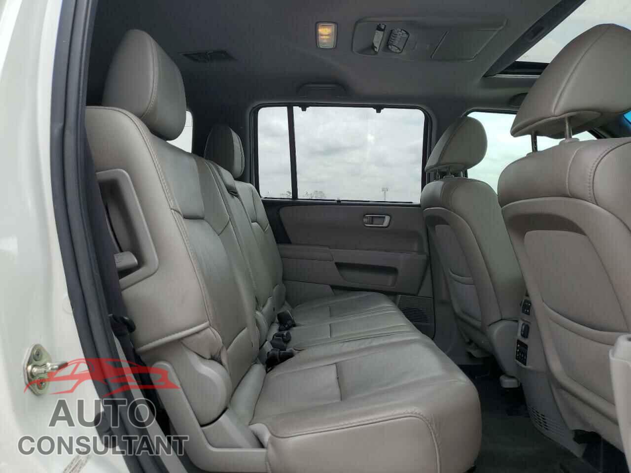 HONDA PILOT 2014 - 5FNYF3H90EB007772