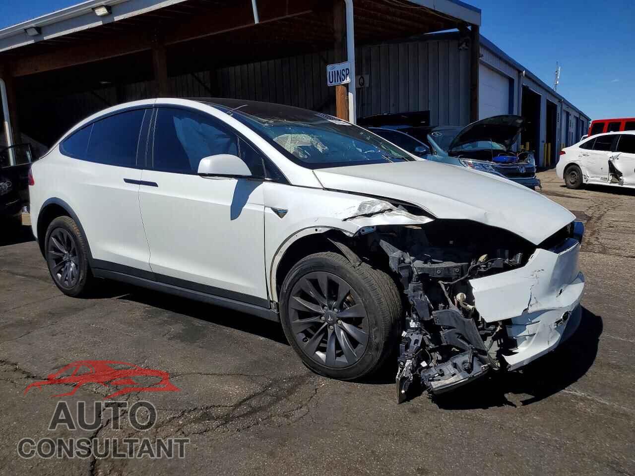 TESLA MODEL X 2017 - 5YJXCBE20HF060739