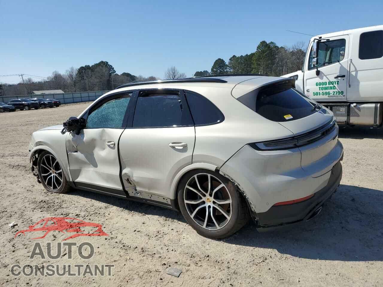 PORSCHE CAYENNE 2024 - WP1AA2AY3RDA04548
