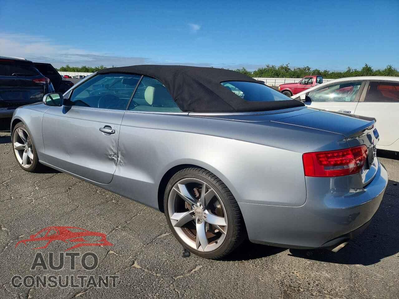 AUDI A5 2011 - WAULFAFH1BN015950