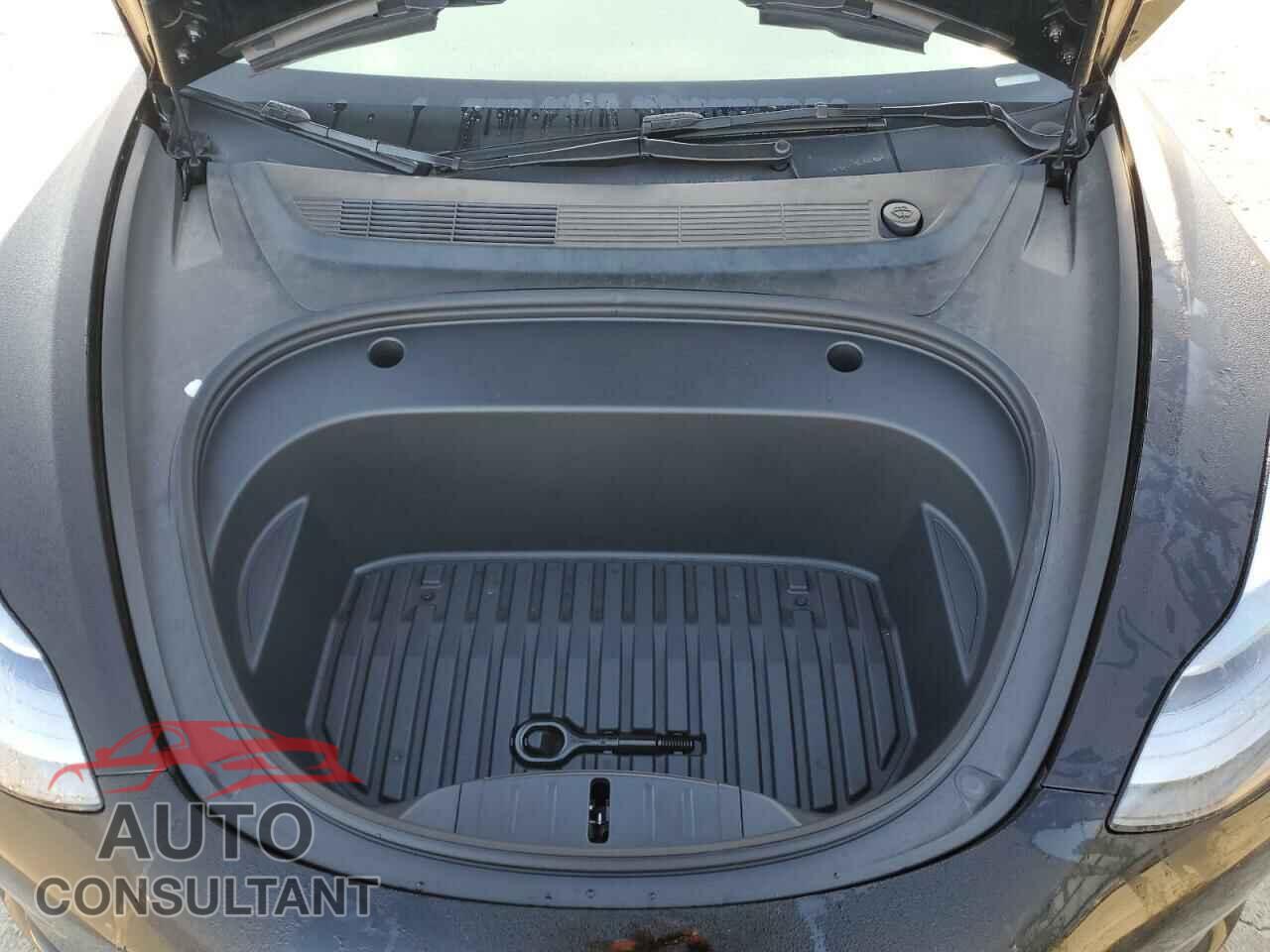 TESLA MODEL 3 2023 - 5YJ3E1EA7PF602153