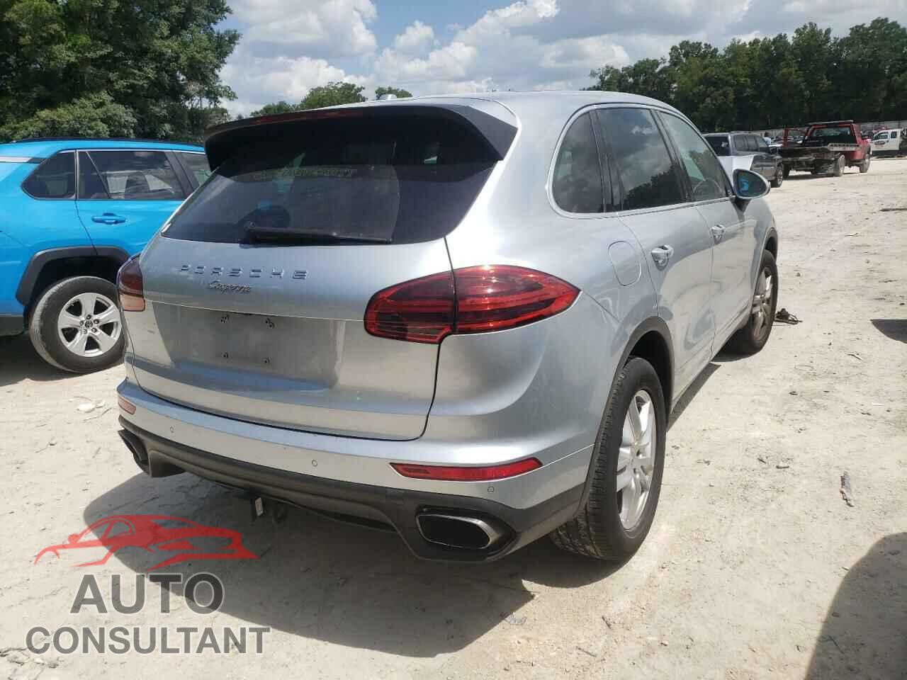 PORSCHE CAYENNE 2016 - WP1AA2A20GKA16144