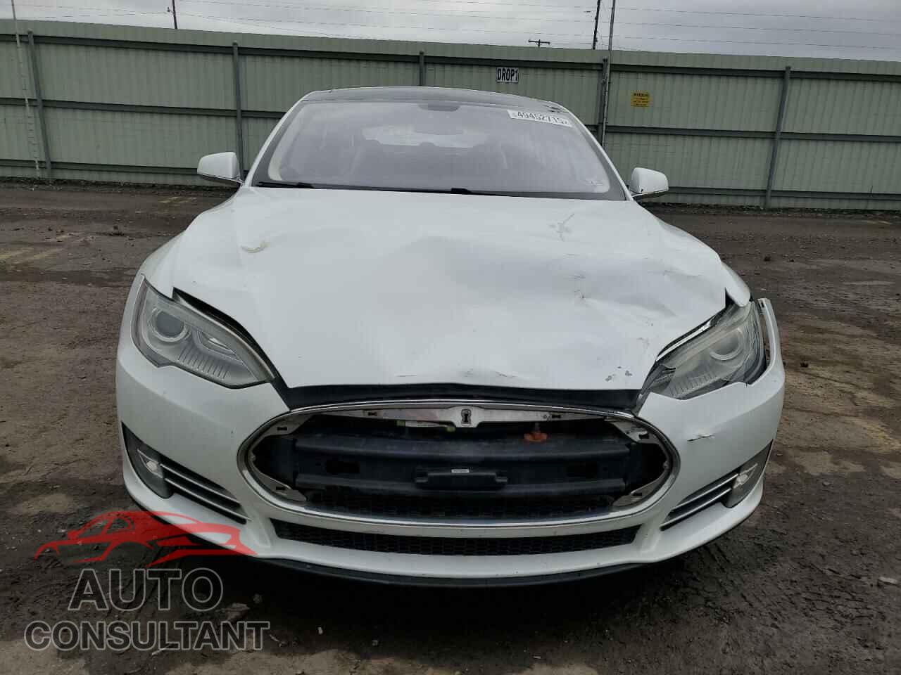 TESLA MODEL S 2014 - 5YJSA1H17EFP29470