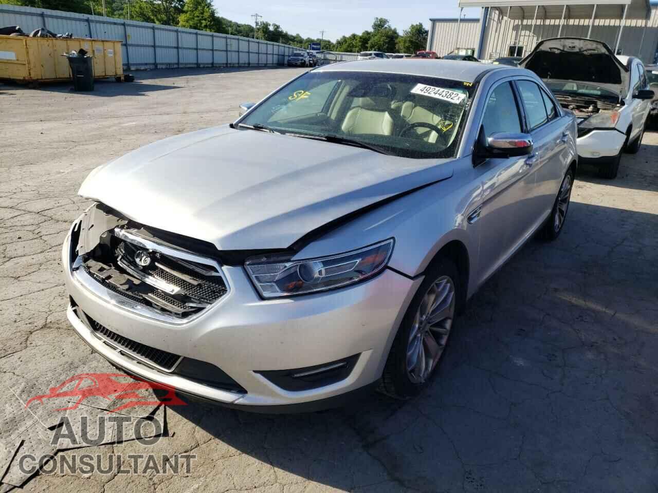 FORD TAURUS 2018 - 1FAHP2F89JG101480