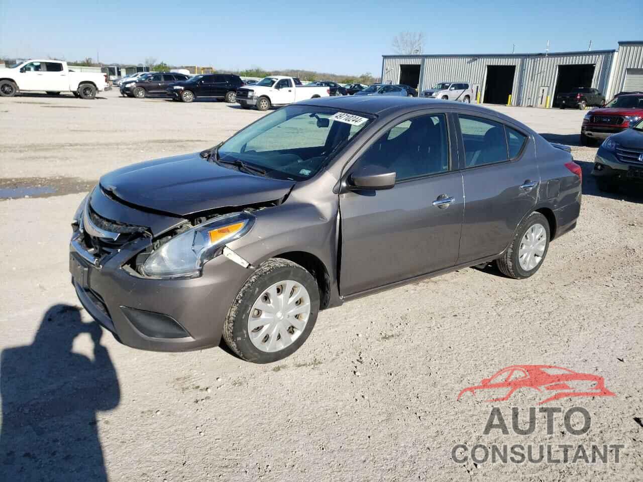 NISSAN VERSA 2017 - 3N1CN7APXHL801281