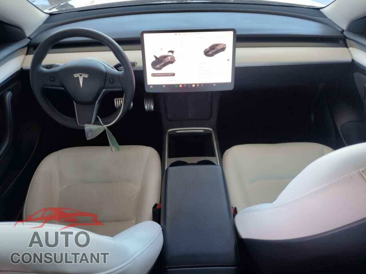 TESLA MODEL 3 2021 - 5YJ3E1EA2MF057460