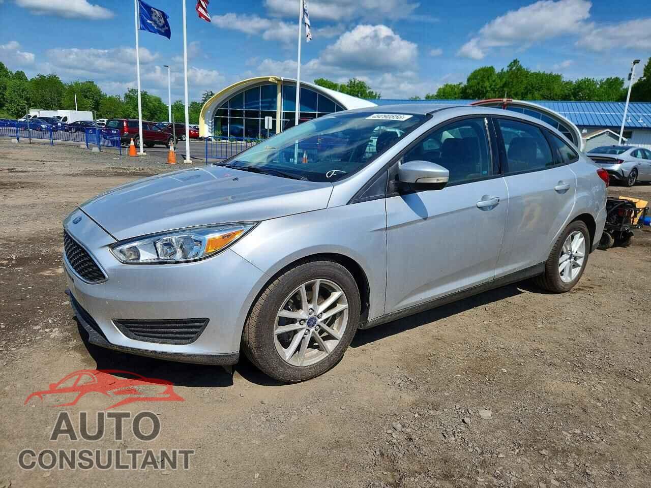 FORD FOCUS 2017 - 1FADP3F22HL200949