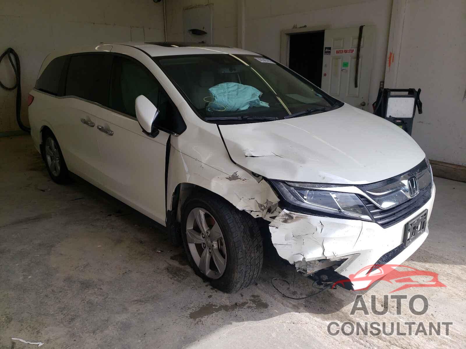 HONDA ODYSSEY 2018 - 5FNRL6H75JB103002