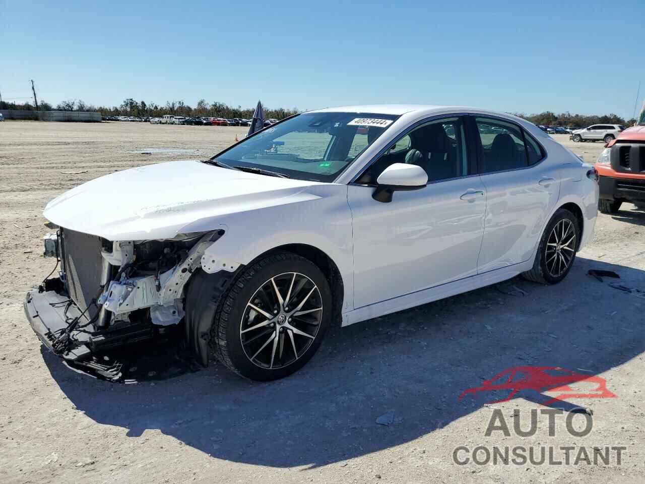 TOYOTA CAMRY 2021 - 4T1G11AK4MU580431