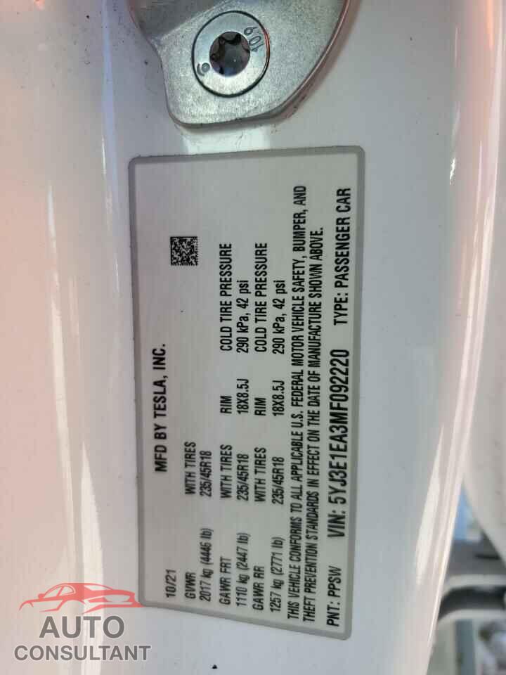 TESLA MODEL 3 2021 - 5YJ3E1EA3MF092220
