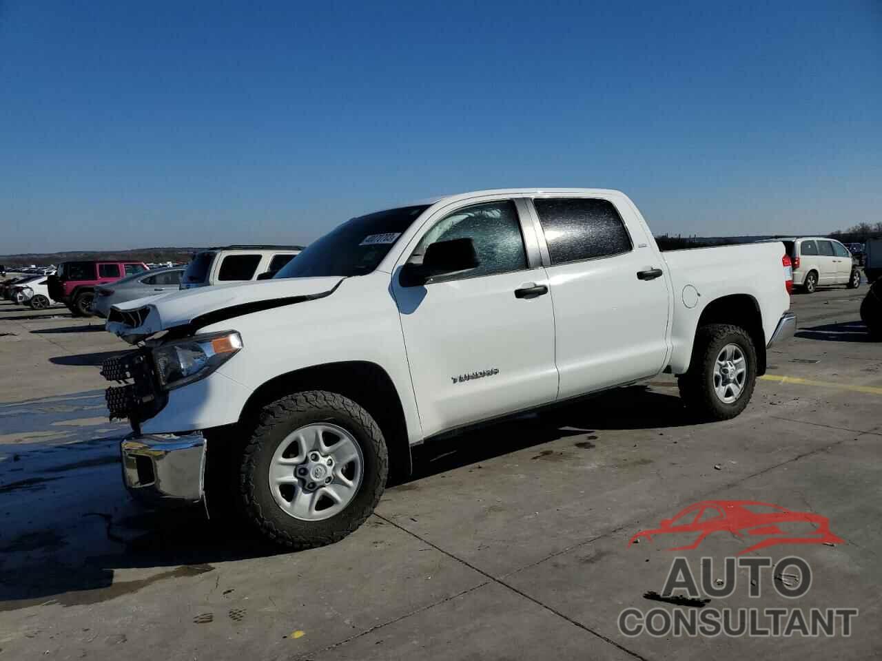 TOYOTA TUNDRA 2018 - 5TFEM5F12JX124884