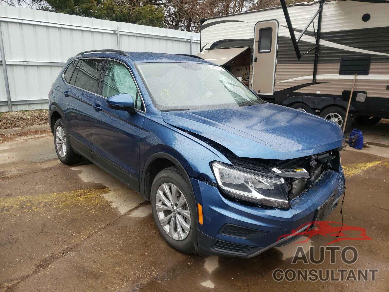 VOLKSWAGEN TIGUAN 2019 - 3VV2B7AX3KM053476