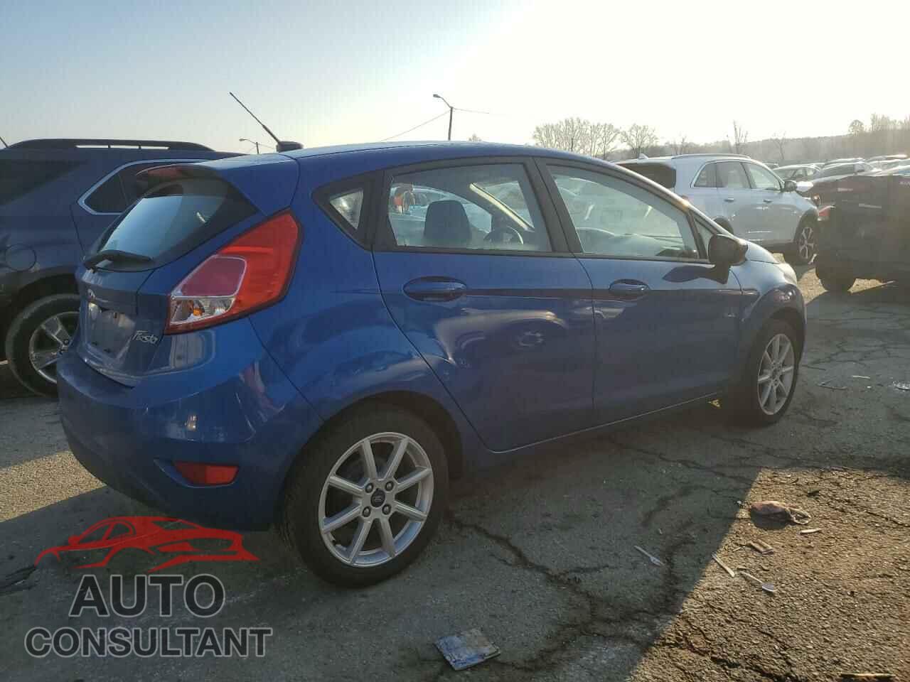 FORD FIESTA 2018 - 3FADP4EJ5JM138885