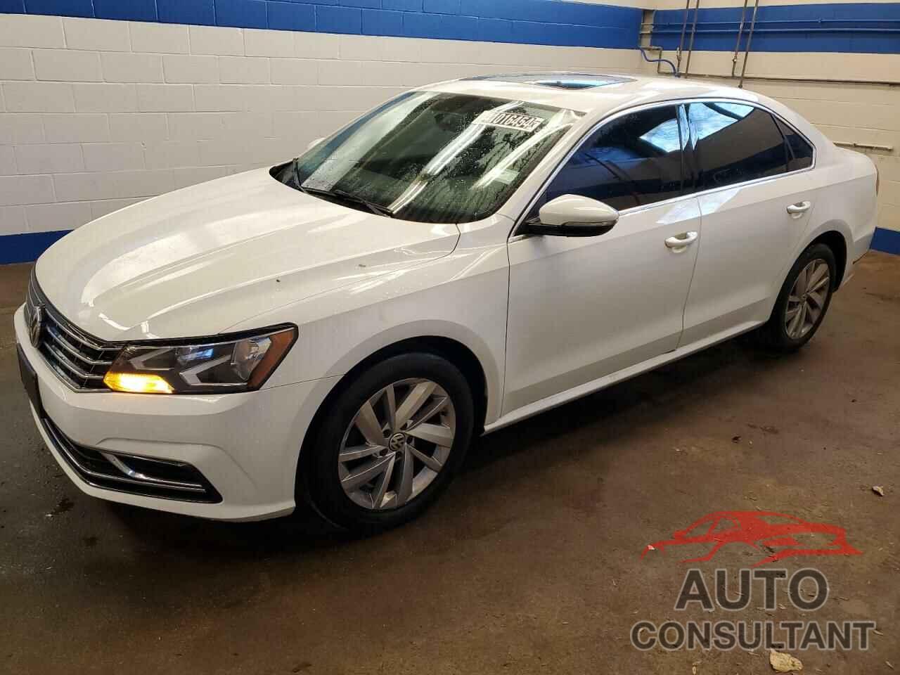 VOLKSWAGEN PASSAT 2018 - 1VWBA7A39JC014709