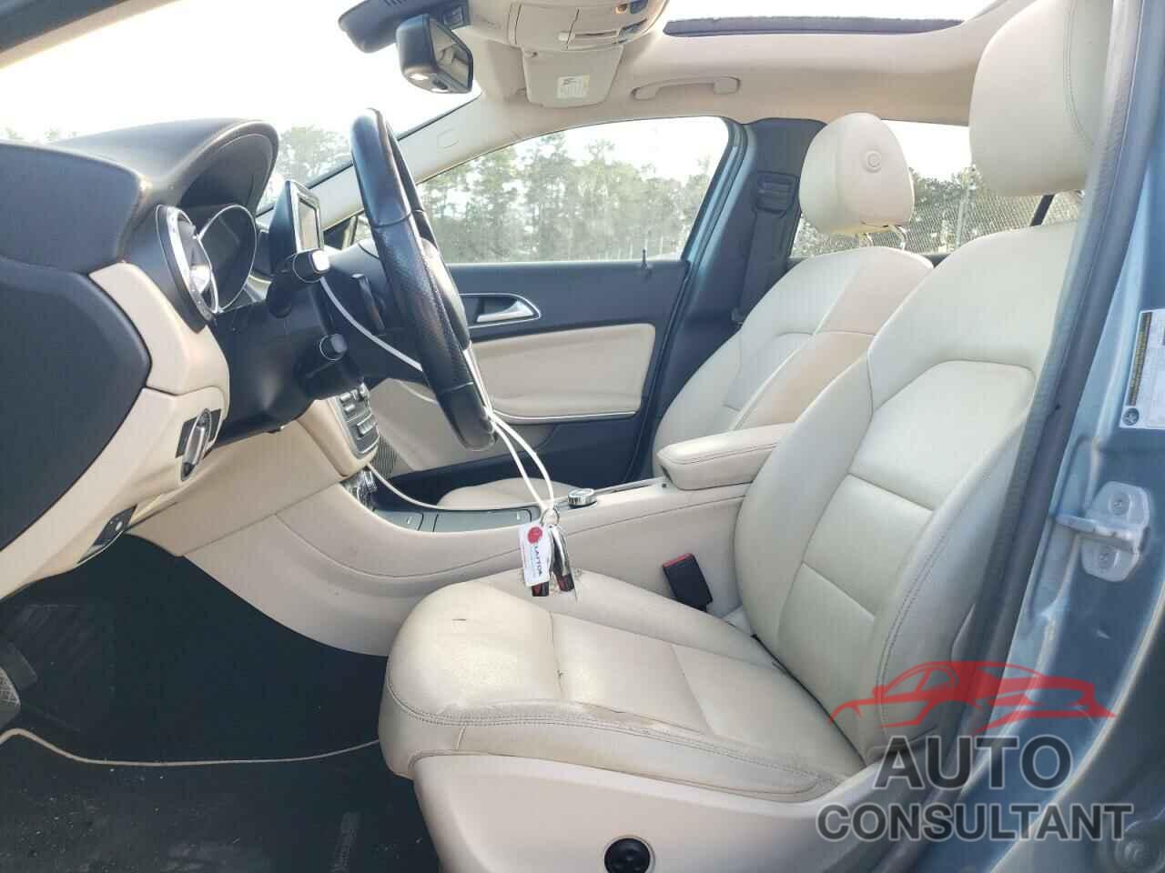 MERCEDES-BENZ GLA-CLASS 2015 - WDCTG4EBXFJ182474