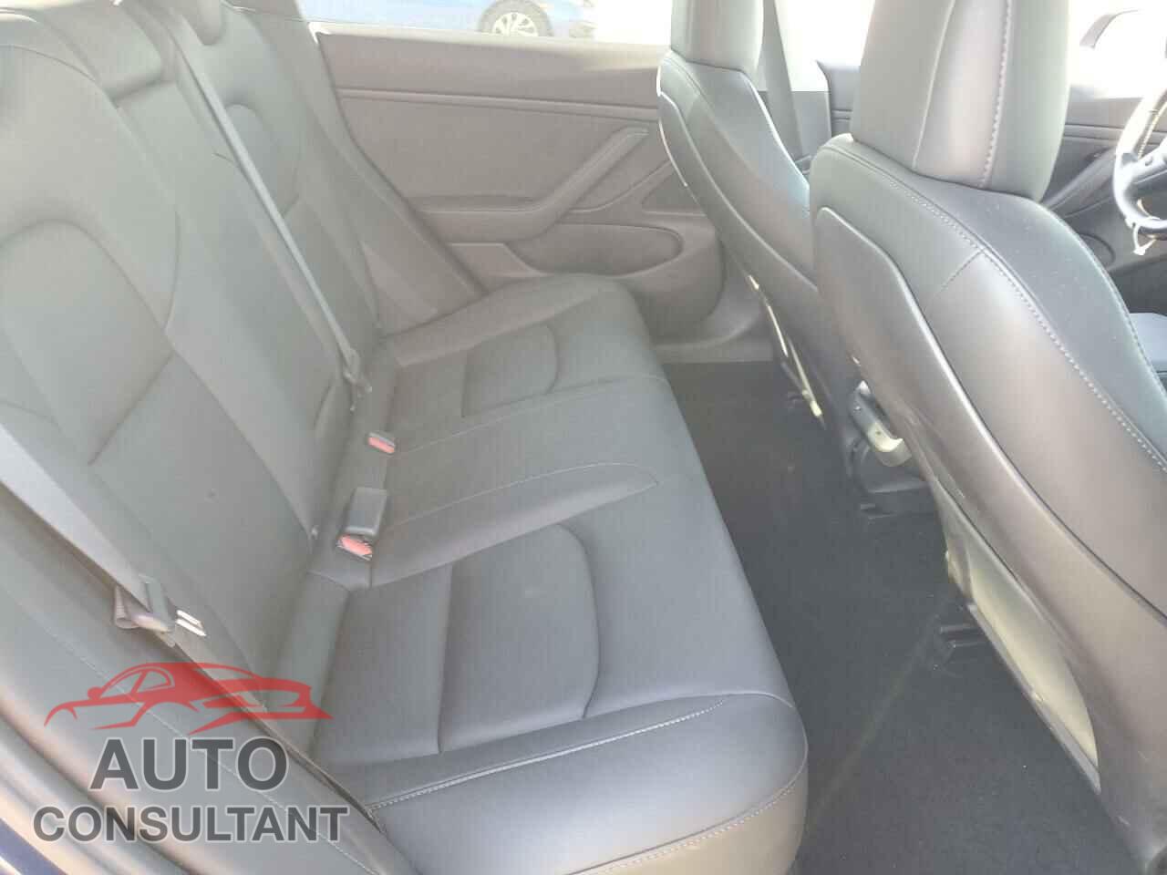 TESLA MODEL 3 2019 - 5YJ3E1EB5KF359511