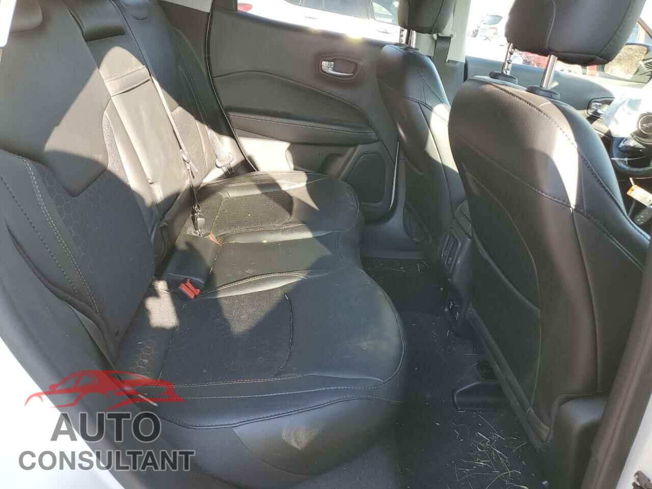 JEEP COMPASS 2020 - 3C4NJDBB5LT148564