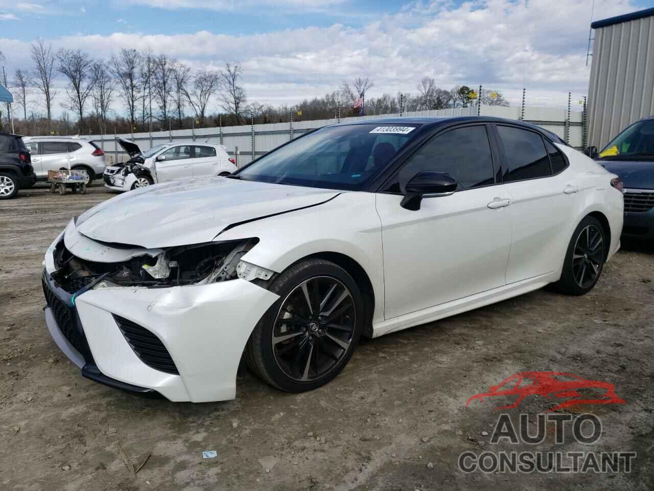 TOYOTA CAMRY 2018 - 4T1B61HKXJU091688