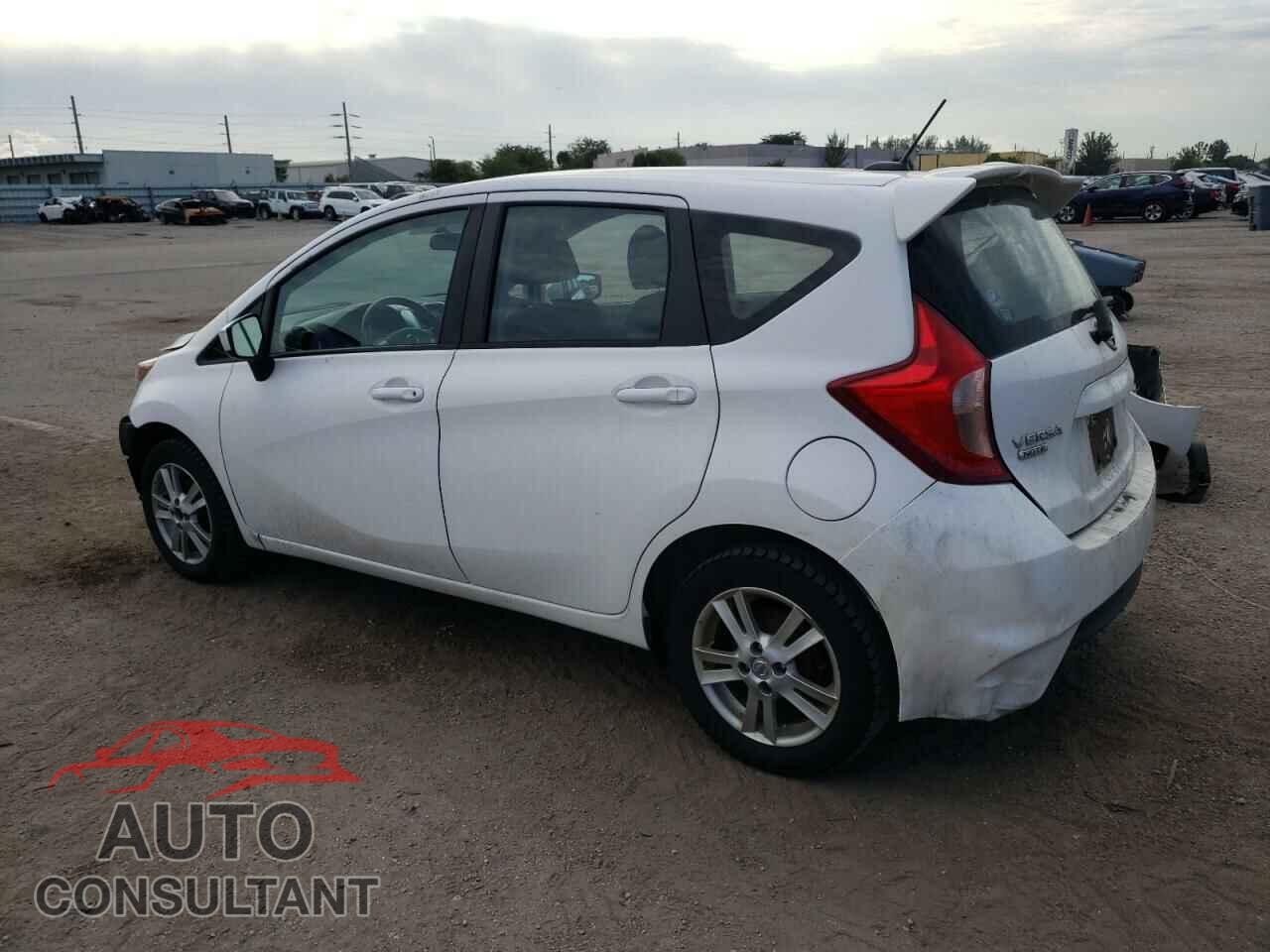 NISSAN VERSA 2017 - 3N1CE2CP4HL368234