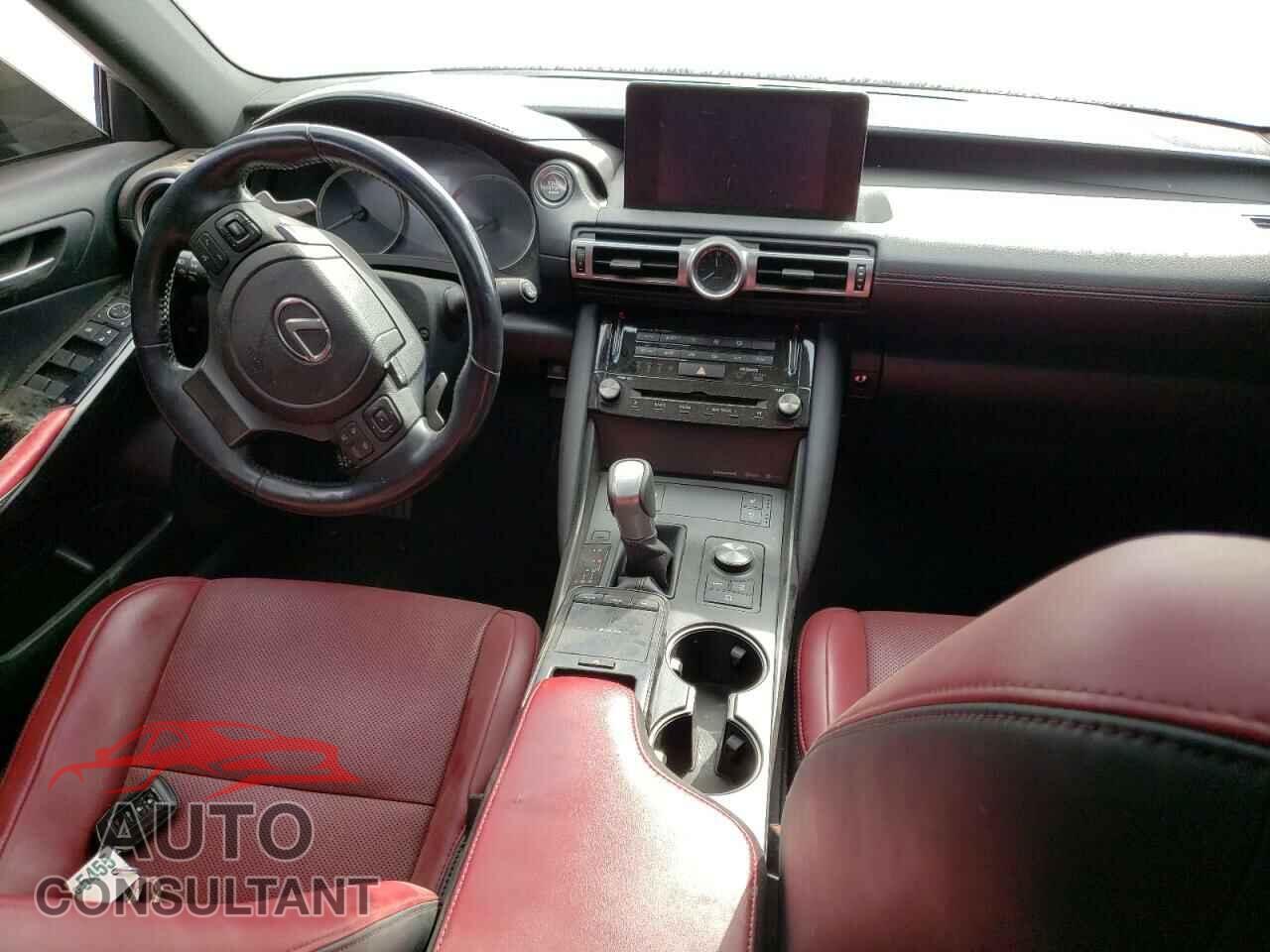 LEXUS IS 2021 - JTHCA1D2XM5116616