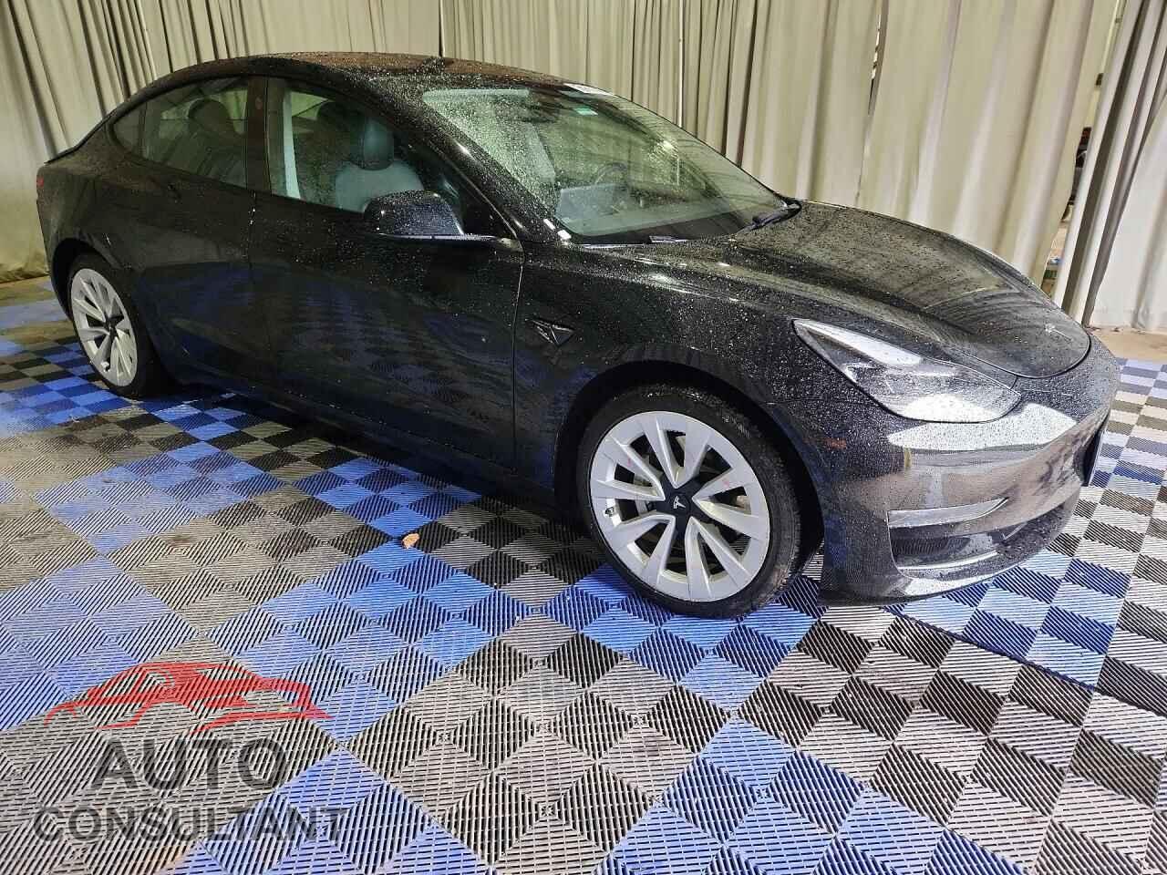 TESLA MODEL 3 2022 - 5YJ3E1EA7NF372420
