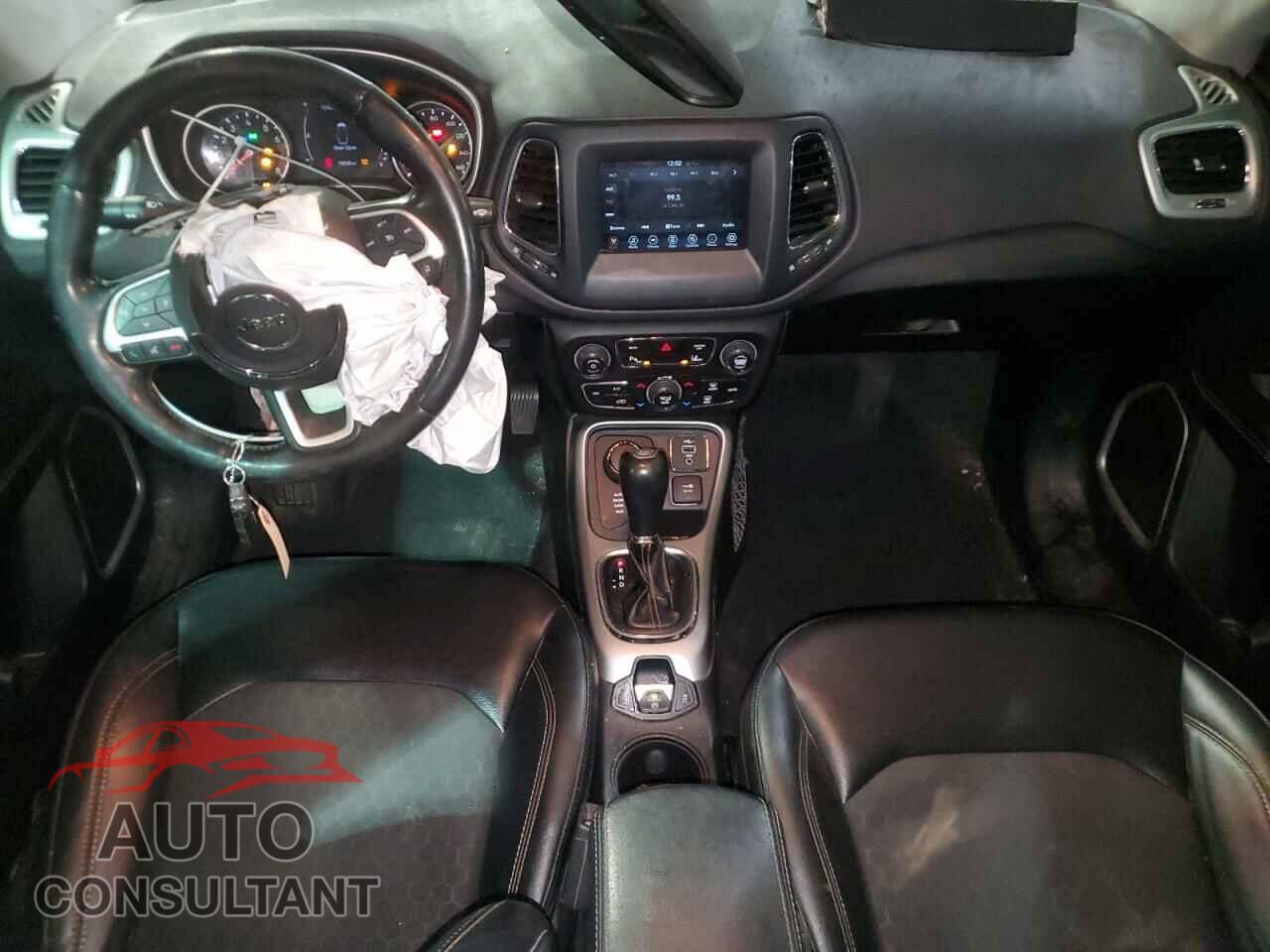 JEEP COMPASS 2020 - 3C4NJDBB8LT217893