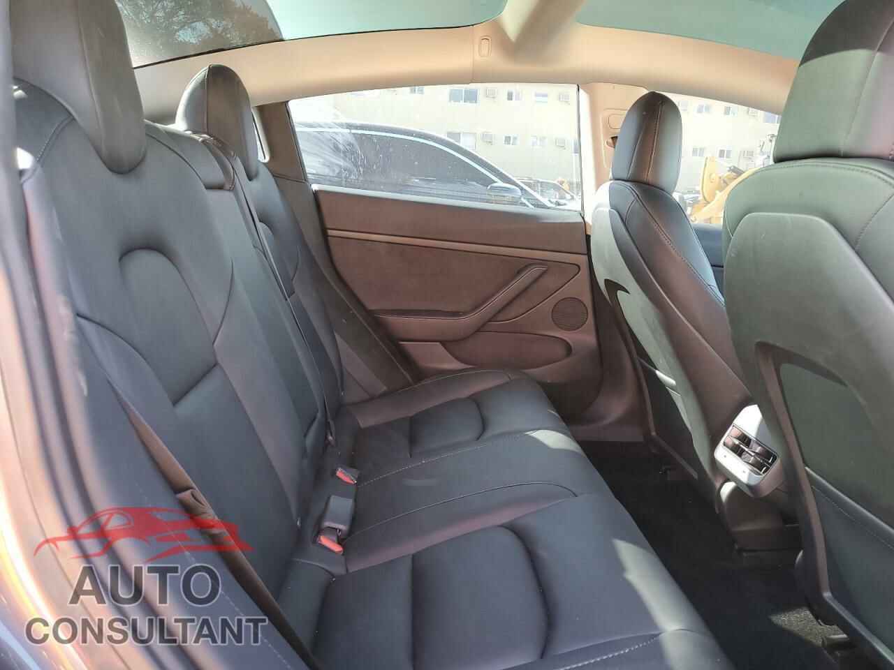 TESLA MODEL 3 2023 - 5YJ3E1EA4PF414044