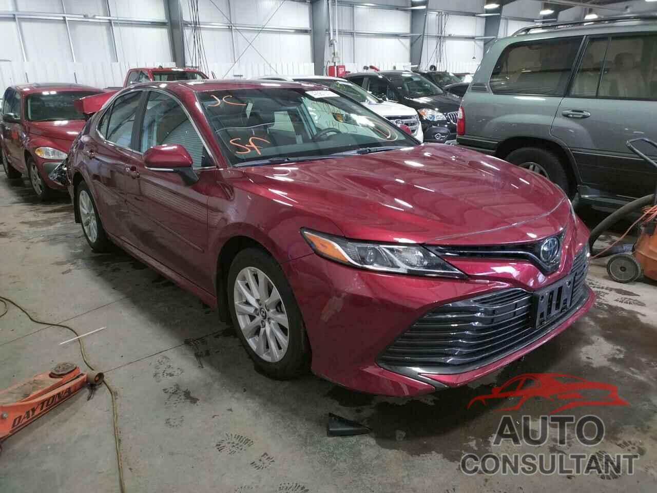 TOYOTA CAMRY 2018 - 4T1B11HK3JU663652
