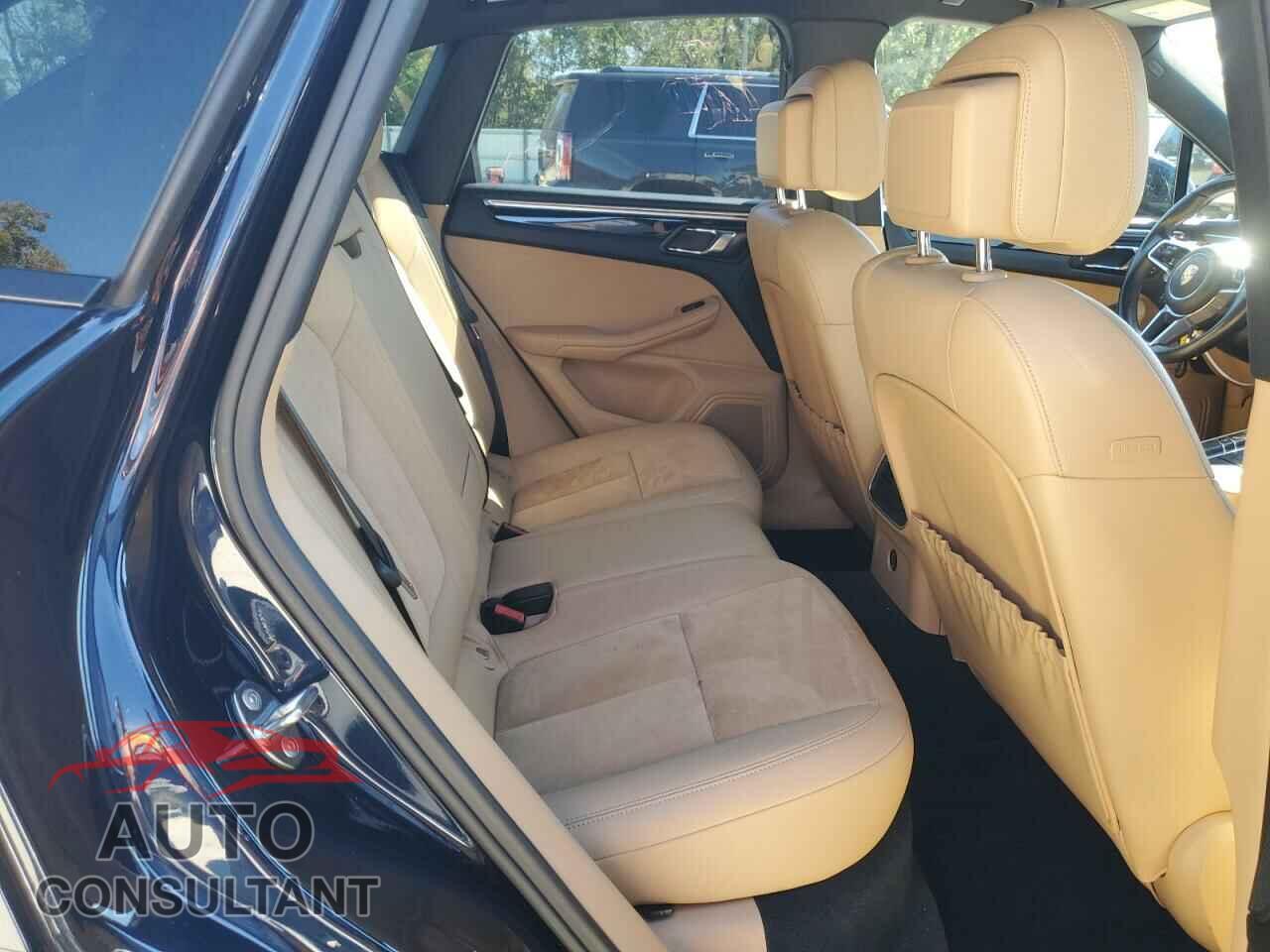 PORSCHE MACAN 2018 - WP1AA2A58JLB02362