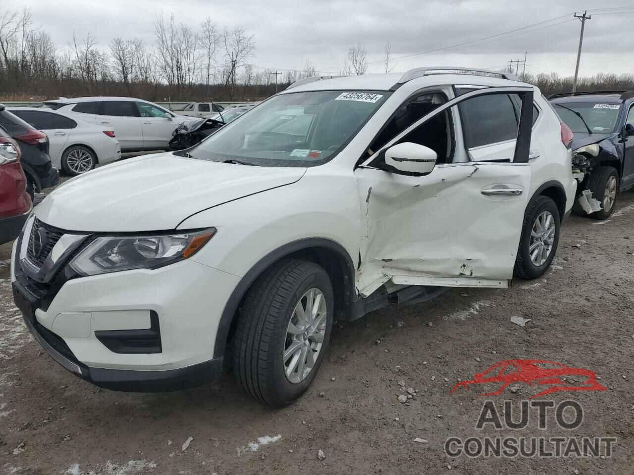 NISSAN ROGUE 2018 - KNMAT2MV1JP579411