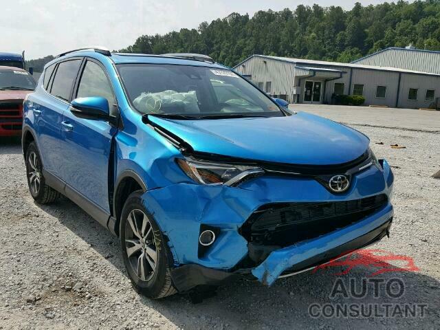 TOYOTA RAV4 XLE 2018 - JTMRFREV2JD243768