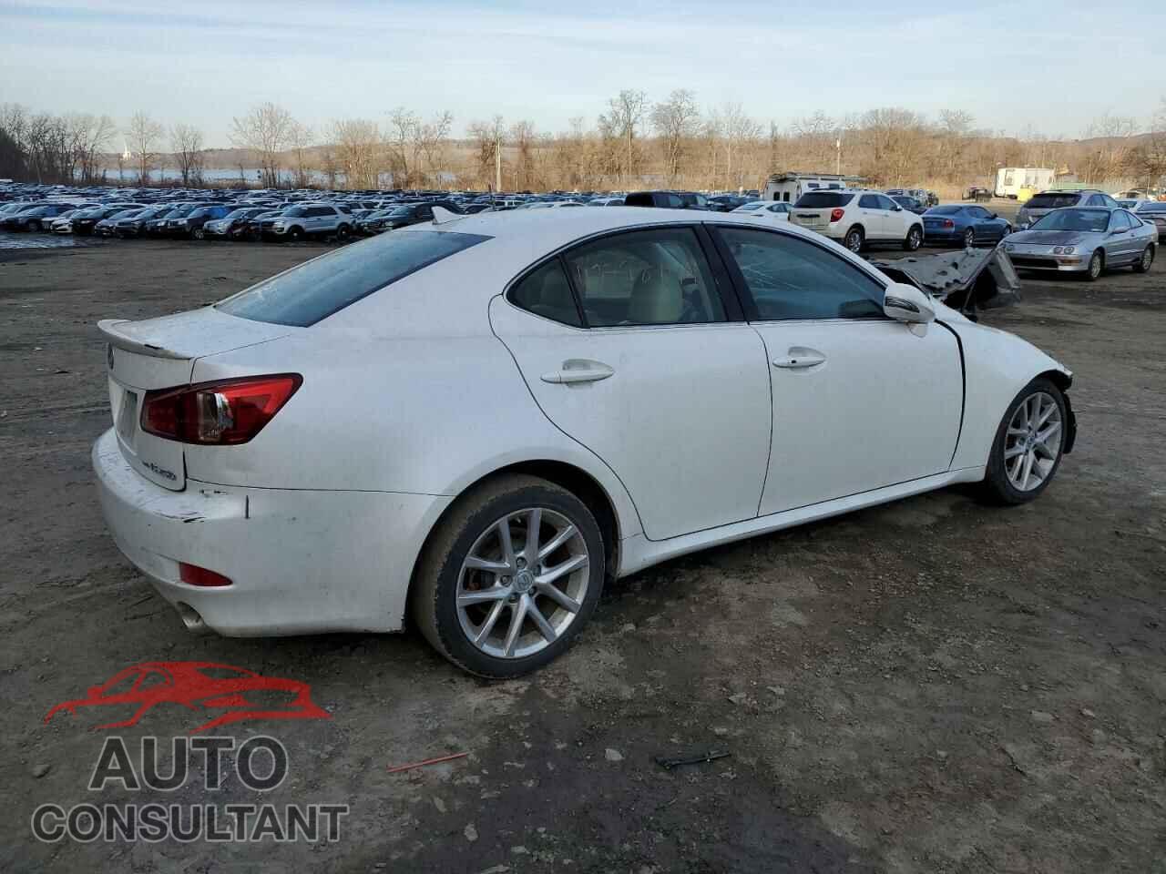 LEXUS IS 2012 - JTHCF5C2XC5060329