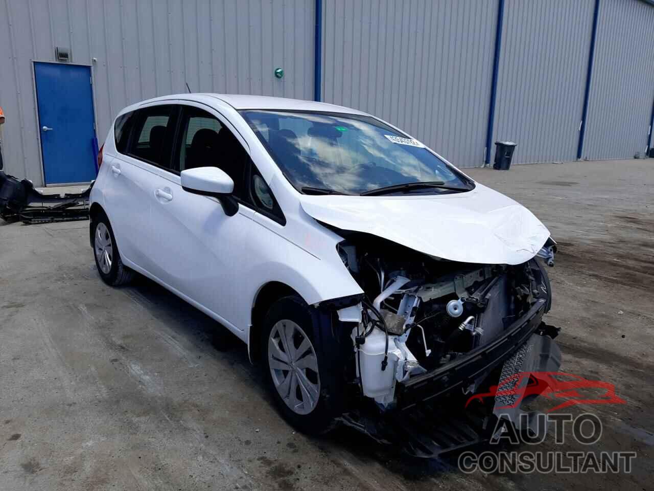 NISSAN VERSA 2018 - 3N1CE2CPXJL359155