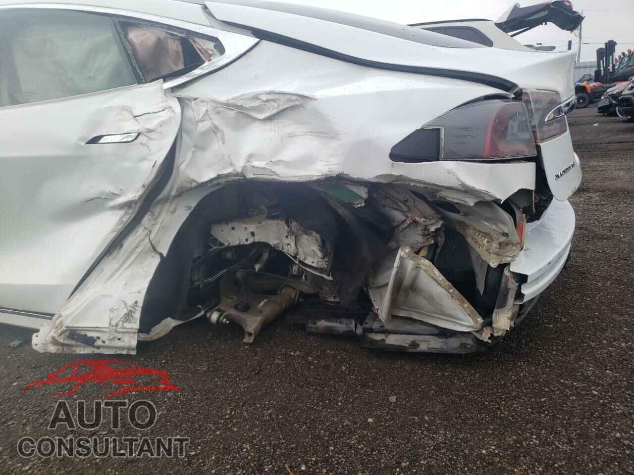 TESLA MODEL S 2017 - 5YJSA1E26HF194617
