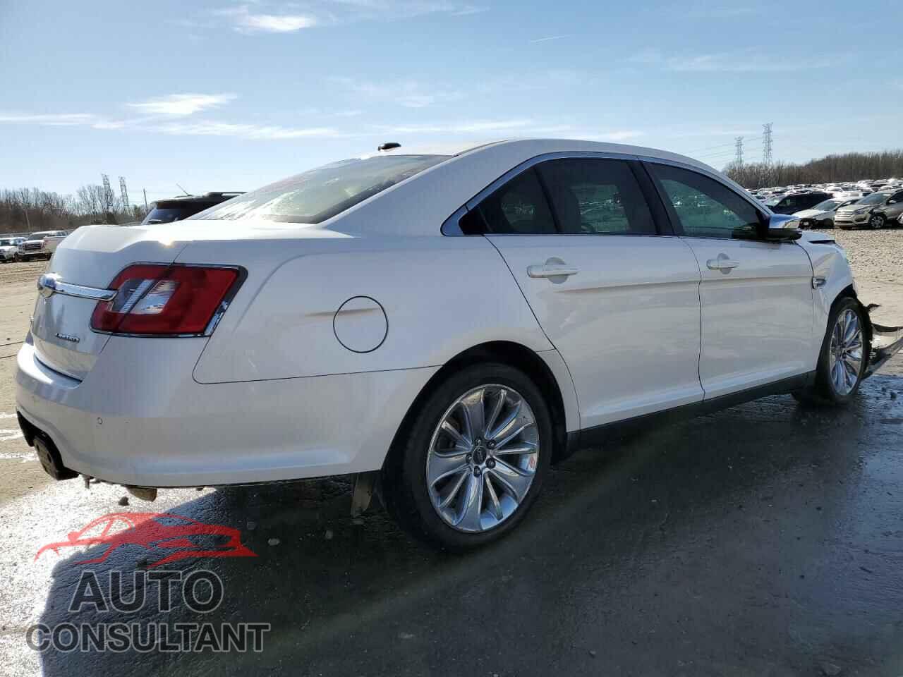 FORD TAURUS 2011 - 1FAHP2FW9BG124466