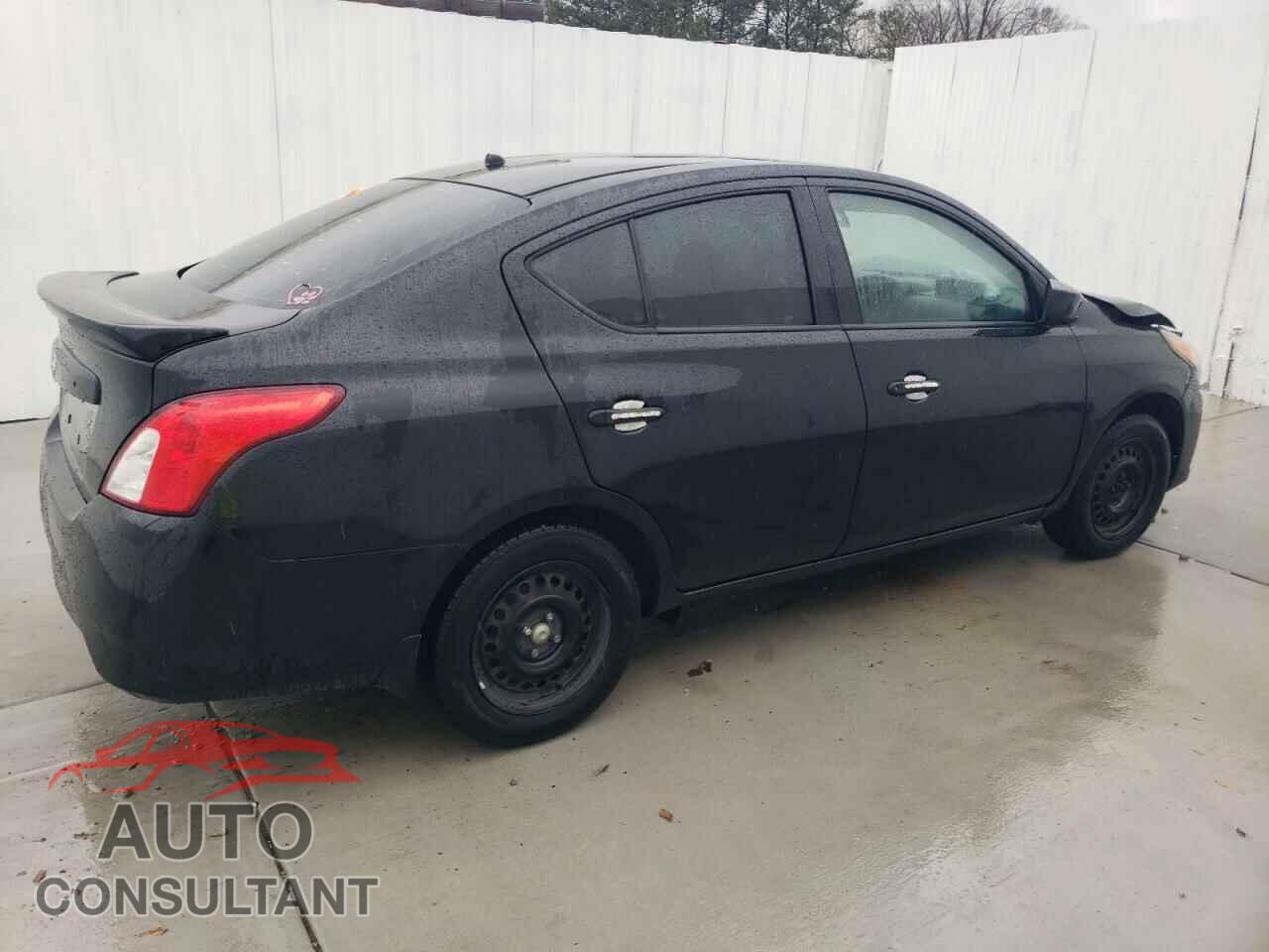 NISSAN VERSA 2019 - 3N1CN7AP3KL802764