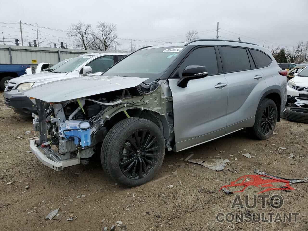 TOYOTA HIGHLANDER 2023 - 5TDKDRBH2PS513083