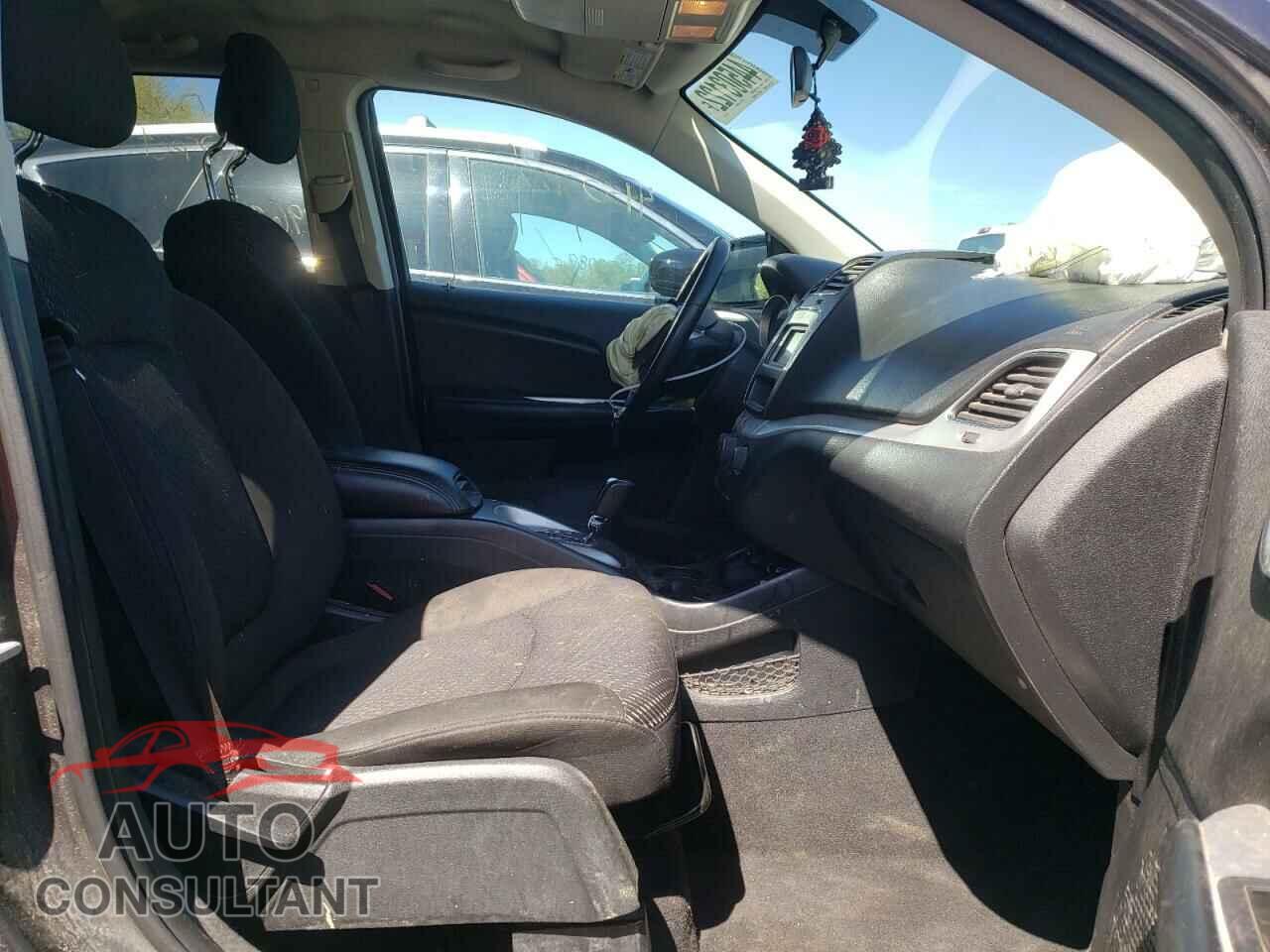 DODGE JOURNEY 2018 - 3C4PDCAB6JT274831