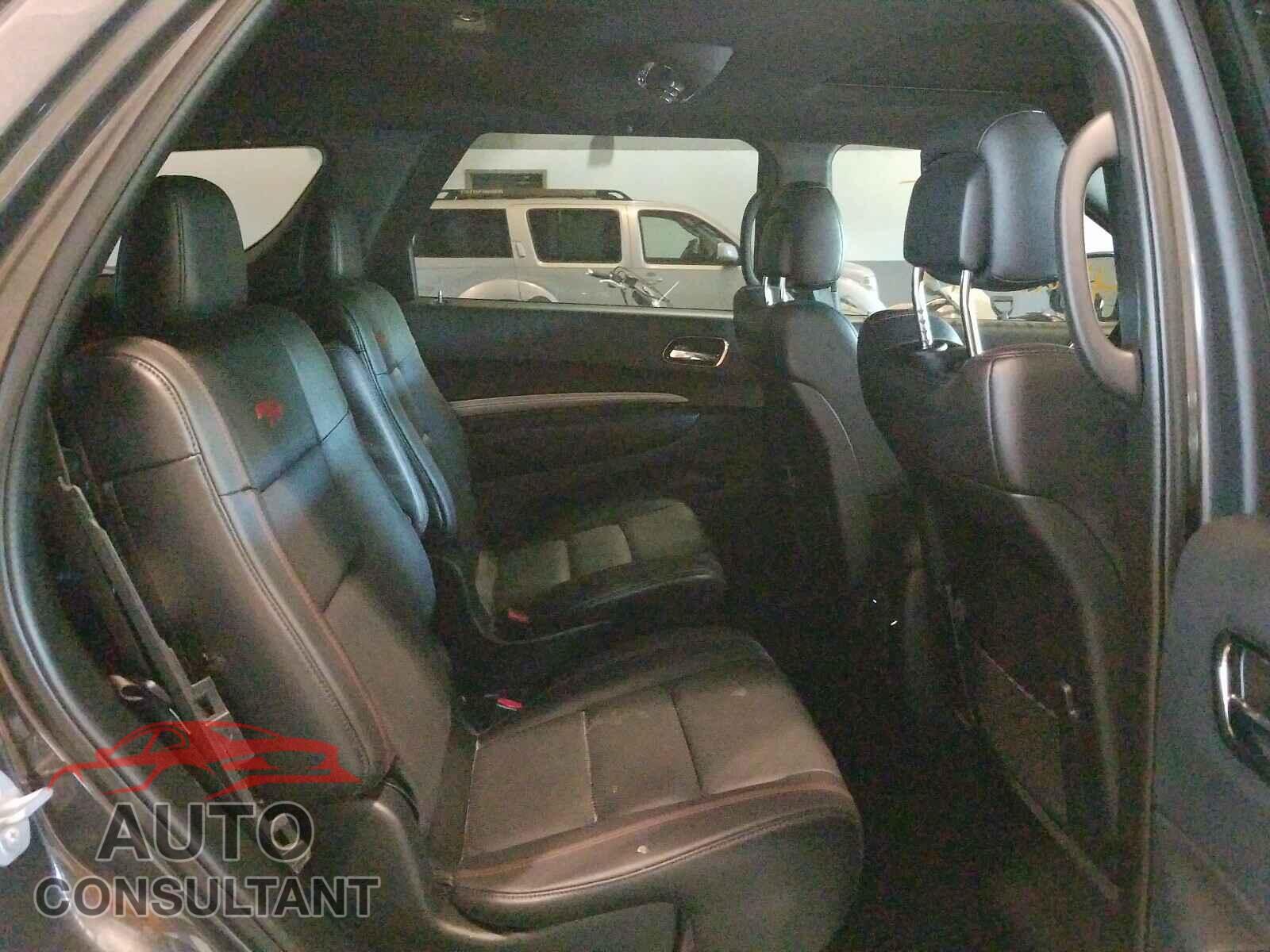 DODGE DURANGO 2018 - 1C4SDJCT5JC116724