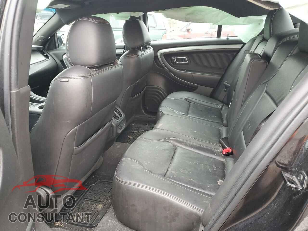 FORD TAURUS 2019 - 1FAHP2H80KG105383