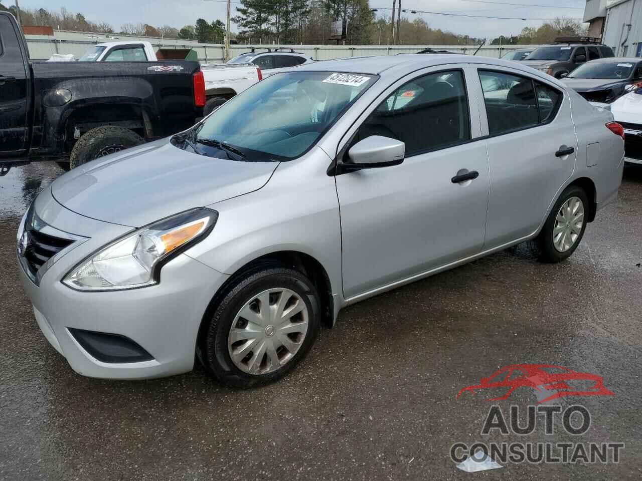 NISSAN VERSA 2018 - 3N1CN7AP0JL868283