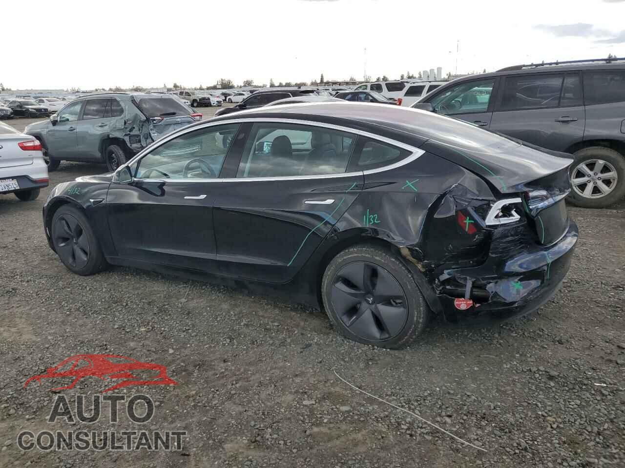 TESLA MODEL 3 2018 - 5YJ3E1EA8JF039489