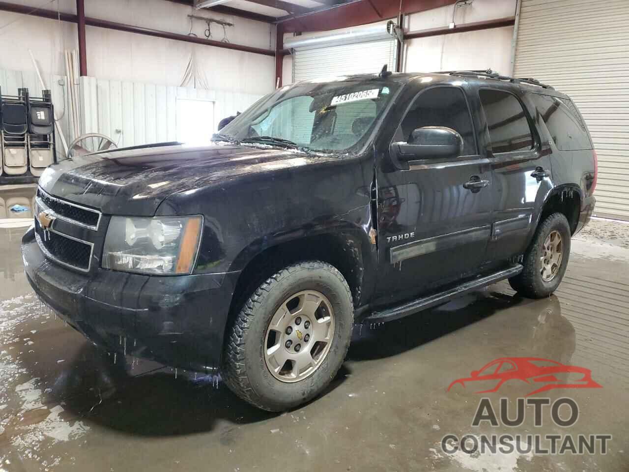 CHEVROLET TAHOE 2013 - 1GNSKBE04DR244993