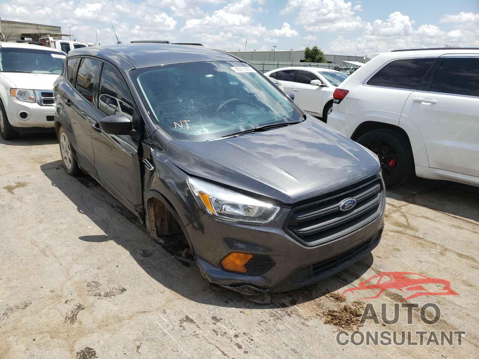 FORD ESCAPE 2017 - 1FMCU0F79HUD57716