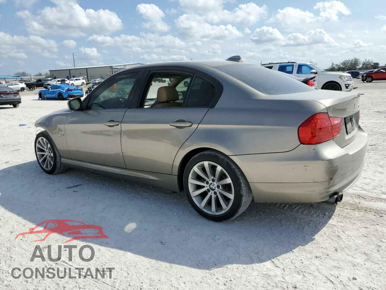 BMW 3 SERIES 2011 - WBAPH7G51BNM57338