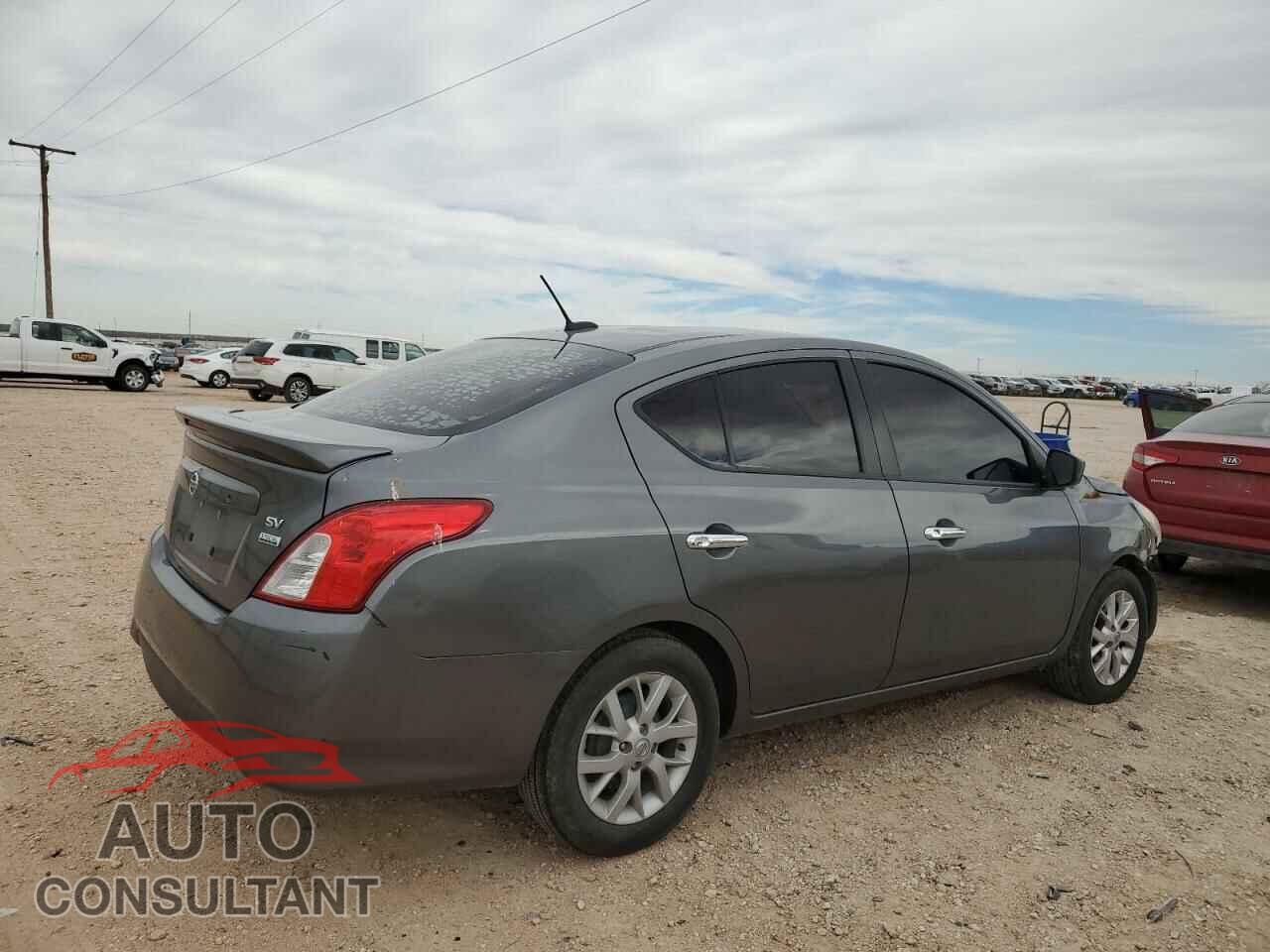 NISSAN VERSA 2019 - 3N1CN7AP8KL831788
